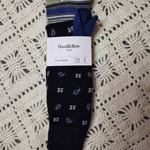Goodfellow & Co Navy Crew Socks with Blue Paisley Accents - 2 Pack